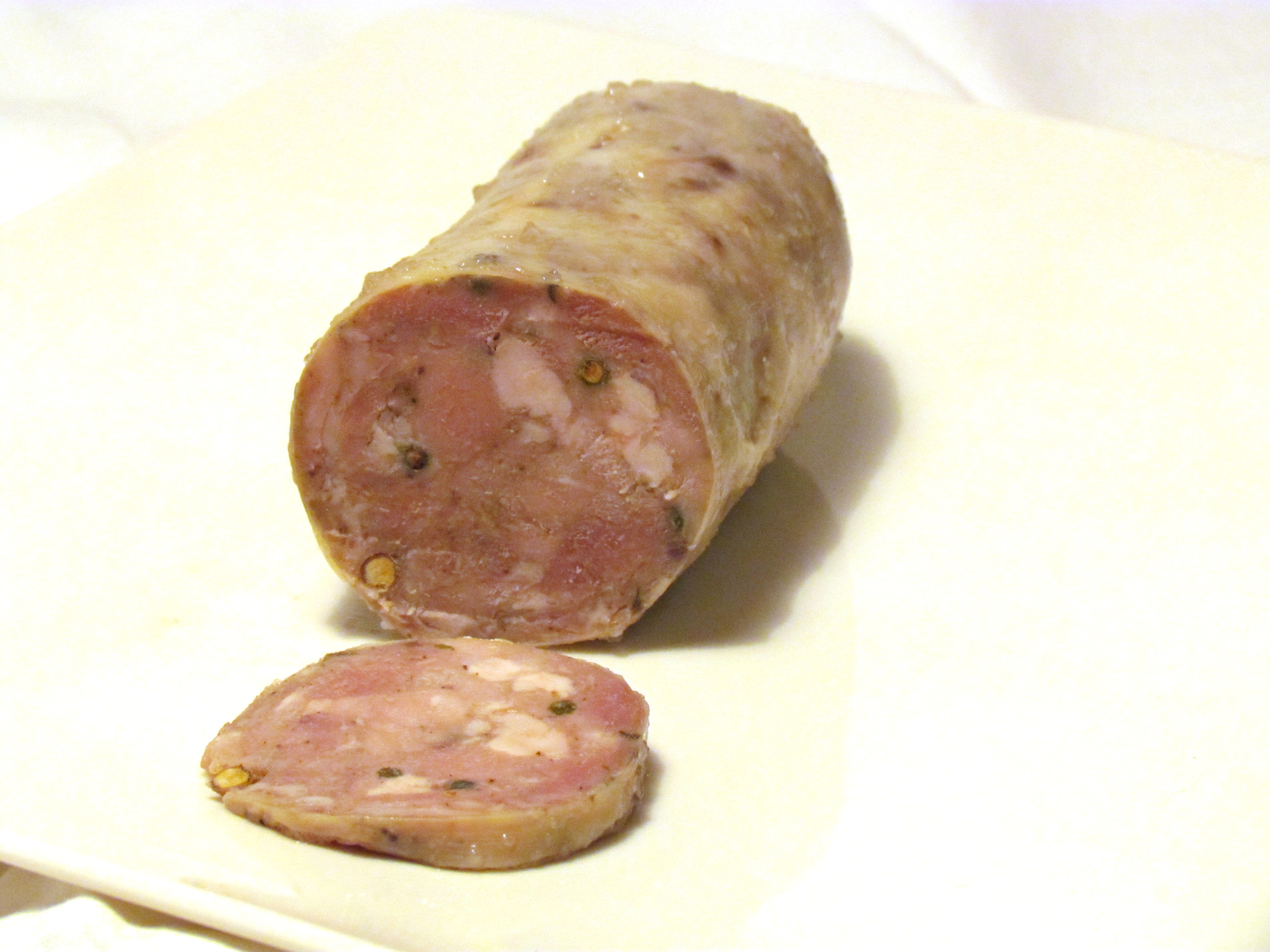 Saucisson au poivre vert